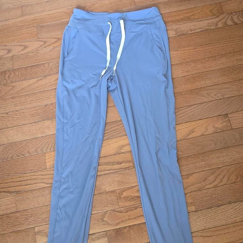 New halara light blue jogger pants medium tall